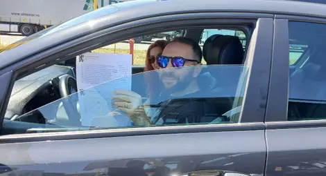 Областната управа в Русе проведе информационна кампания за насърчаване на безопасното шофиране Областната управа в Русе проведе информационна кампания за насърчаване на безопасното шофиране