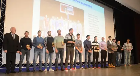 Анелия Нунева специален гост на спортните Оскари в университета