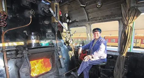 Гергьовски влак с парен локомотив от Горна Оряховица до Трявна пуска БДЖ