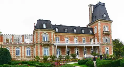 Държавата &ndash; най-големият и неефективен хотелиер в страната