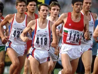 Синът на Дафовска подобри 40-годишен рекорд на легендата Евгени Игнатов Синът на Дафовска подобри 40-годишен рекорд на легендата Евгени Игнатов