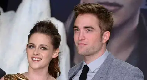 Любовните водевили на звездите от "Здрач" най-обсъждани в интернет 