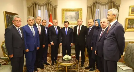 Местан се срещна с премиера на Турция Ахмет Давутоглу