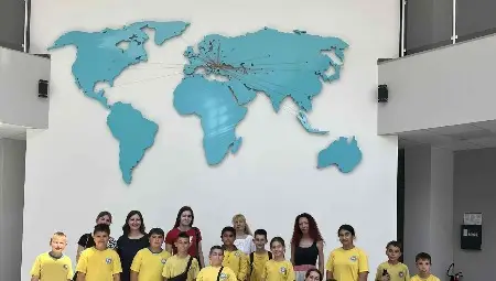 Ученици от ОУ "Никола Обретенов" посетиха учебни зали и лаборатории в Русенския университет