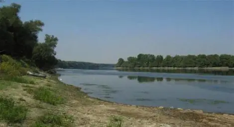 Двама сирийци заловени по екопътеката на имигрантите Двама сирийци заловени по екопътеката на имигрантите