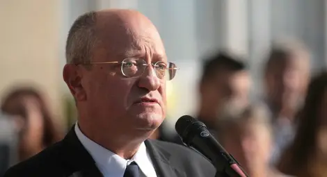 Танев: Ще има повишение на учителските заплати - не знаем кога и с колко