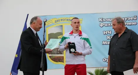 Каратист от &bdquo;Две могили&ldquo; държавен шампион за мъже