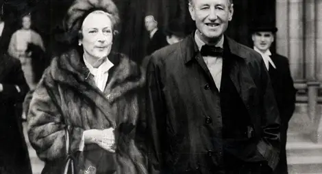 Агент 007 пие на всяка седма страница, Флеминг - всеки ден по бутилка джин