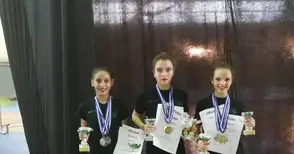 Три феи от „Фрийдъм“ с нови отличия от състезание по танци в Атина