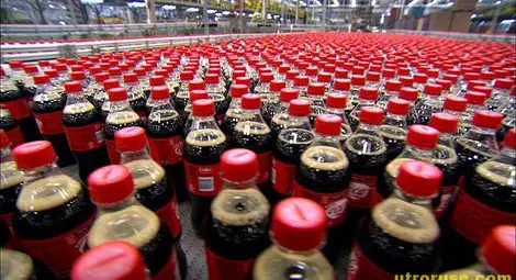 Жена се самоубила с Кока-Кола Жена се самоубила с Кока-Кола