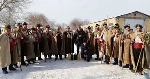 Финално коледуване направиха коледарите от Мечка и Тръстеник