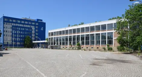 Възобновиха производството по несъстоятелност на Корабната