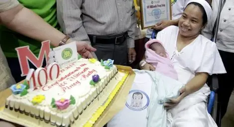 Момиченце стана 100-милионният жител на Филипините