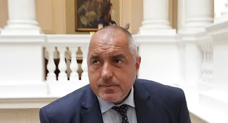 Борисов: Станишев ми изпрати SMS с молба да говоря с Иван Искров