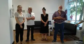 Трима „Различни“ художници показват как „различно“ опитомяват акварела