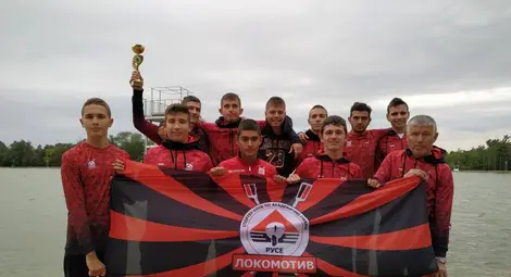 &bdquo;Железничарите&ldquo; с куп медали от държавното по гребане