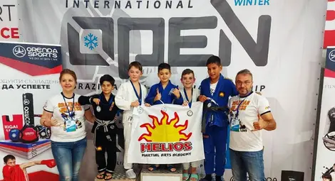 Бойците на &bdquo;Хелиос&ldquo; с титла и още 8 медала от турнир в София