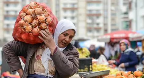В Турция: Не сме вегетарианци, нямаме пари за месо