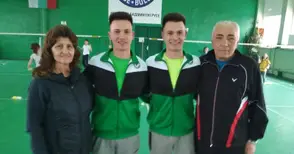 Росица и Стефан Христови предадоха щафетата на 19-годишни близнаци