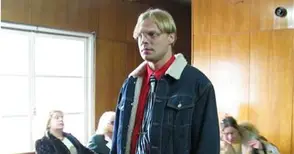 Скандалният Ник Щайн набира спонсори в Русенско