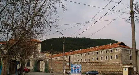 Български дух, руски машини и султански пари подкарват първата родна фабрика