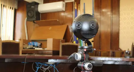 Умна топка ще излъчва на живо заседанията на общинските комисии