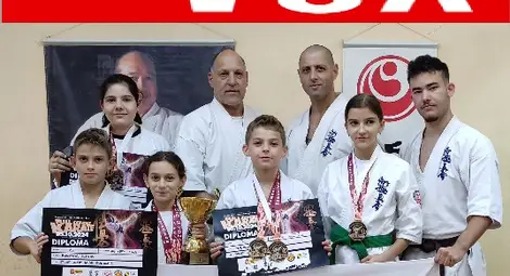 Русенските деца с призови места на румънски карате турнир