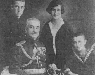 Д-р Банковски сменя офицерските  пагони със зъболекарски стол