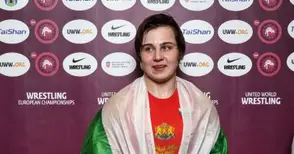 Каре от „Юнак“ с новата звезда Янева на турнира „Дан Колов“