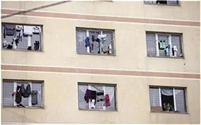 Полицията търси чужденци с рисков профил в бежански център в София