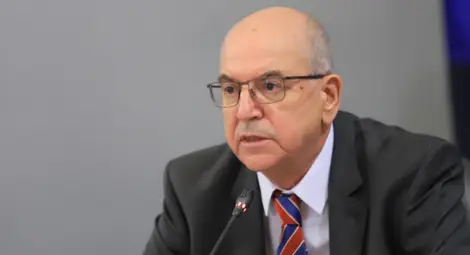 Проф. Гигов: Не се затварят зелените коридори, а се дава приоритет на възрастните и хронично болните