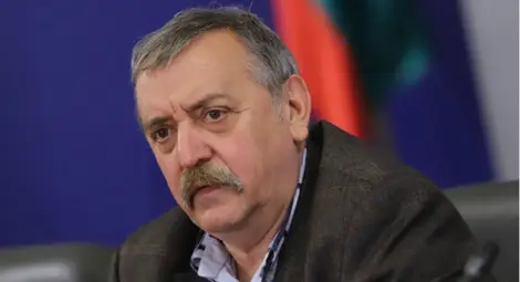 Проф. Кантарджиев: Липсват контрол и съзнание, наруши се доверието в лекарите Проф. Кантарджиев: Липсват контрол и съзнание, наруши се доверието в лекарите