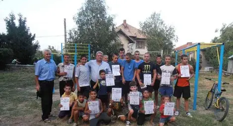 Ценово проведе голям турнир по стрийт фитнес