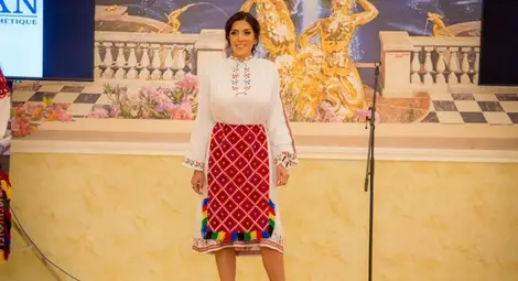 Русенката Татяна Чобанова след титлата „Мисис България Харизма“: Да дефилираш пред 300 души, без никога да си бил модел... неописуемо усещане Русенката Татяна Чобанова след титлата „Мисис България Харизма“: Да дефилираш пред 300 души, без никога да си бил модел... неописуемо усещане