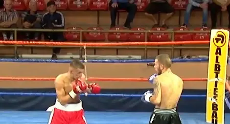 Български боксьор почина по време мач в Албания Български боксьор почина по време мач в Албания