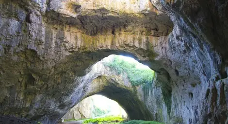 Деветашката пещера вече е част от 100 национални туристически обекта