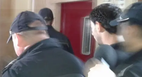 Мъжът, пребил лекари в Бургас: Не си гледаха работата