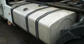 Спрял да нощува румънец олекнал с 350 литра нафта