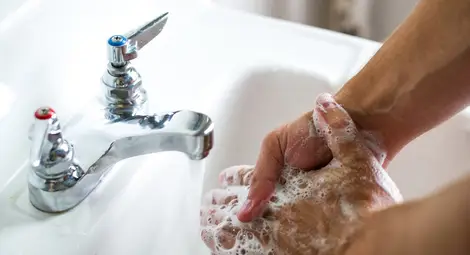 Всеки трети българин не мие достатъчно често ръцете си