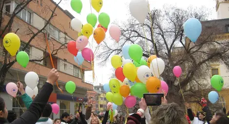 Хора с редки заболявания пускат 12 балона в събота