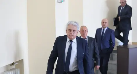 Рашков: Гешев направи груби грешки и правеше политически услуги Рашков: Гешев направи груби грешки и правеше политически услуги