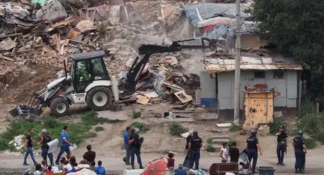 Съдът в Страсбург отхвърля искането в кв. „Максуда” да спре рушенето на къщи Съдът в Страсбург отхвърля искането в кв. „Максуда” да спре рушенето на къщи