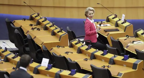 Европа се бори за живота си, предупреди Урсула фон дер Лайен