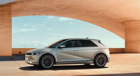 IONIQ 5 на Hyundai предефинира електрическата мобилност /галерия/ IONIQ 5 на Hyundai предефинира електрическата мобилност /галерия/