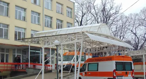 Уволниха шефа на пазарджишката болница, започва пълна проверка Уволниха шефа на пазарджишката болница, започва пълна проверка