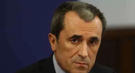 Контрамитинг пред НДК: Дайте шанс на Орешарски