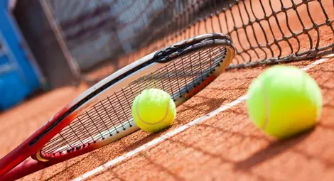 &bdquo;Празнични герои&ldquo; с благотворителен турнир по тенис в Русе