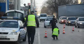 Блъснатият 26-годишен младеж остава в кома и с опасност за живота