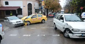 70-годишен предизвика верижна катастрофа