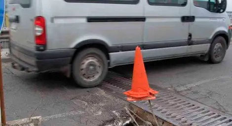 Еднометрова дупка затвори за тирове Дунав мост Еднометрова дупка затвори за тирове Дунав мост
